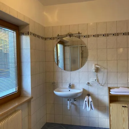 Haus Martina In - Ohne Verpflegung דירה הוכפוגן