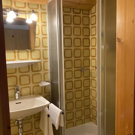 Haus Martina In - Ohne Verpflegung * ホーホフューゲン